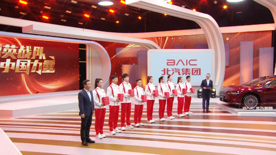 国产视频
以高端礼遇致敬中国力量